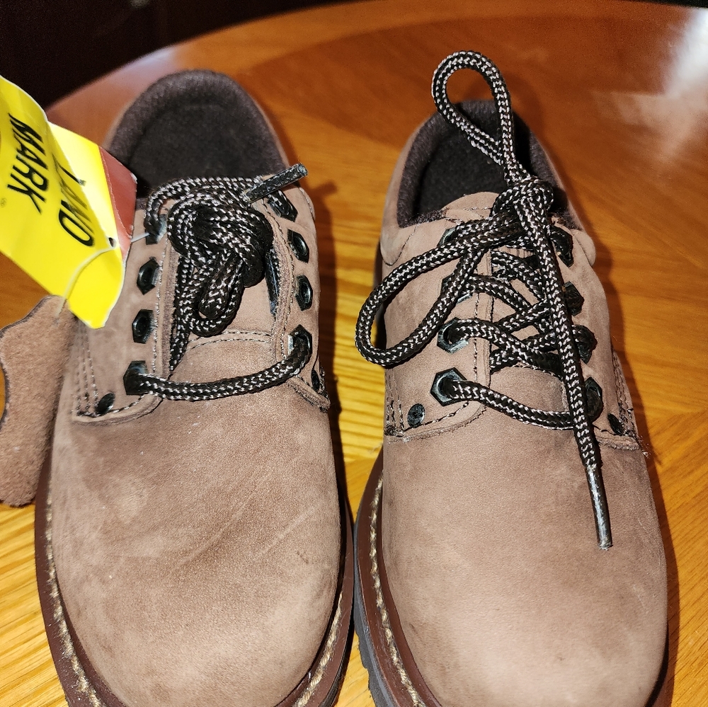 Size 3E Leather Shoes Landmark
